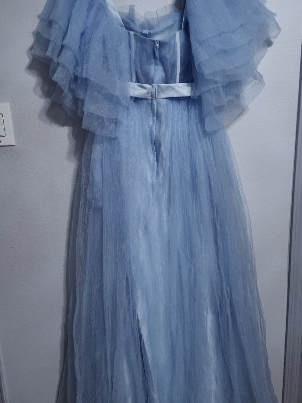 Ethereal Light Blue Tulle Gown Size S. - Picture 6 of 13